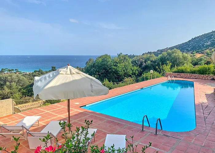 Stunning Sea View Villa W/Private Pool - 5 Minutes From The Beach!