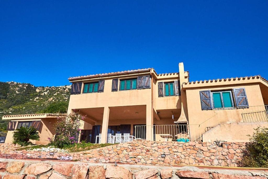 Stunning Sea View W/private Pool - 5 Minutes From The Beach! Villasimius
